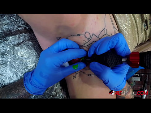 ❤️ Extremely tattooed hottie Sully Savage has a tattoo on her clitoris ️ Russian porn at en-gb.full-porner.ru